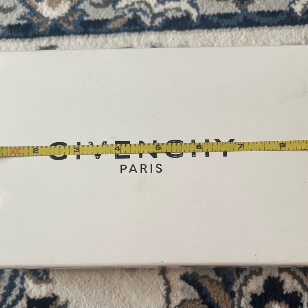 Givenchy Empty Box - Picture 4 of 5